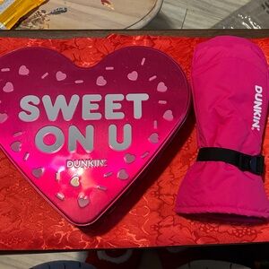 Dunkin' Pink Heart Tin with Mitt